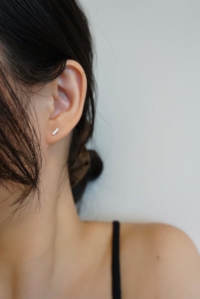 S925 Trio Cluster Stud Earrings 三鑽線條轉珠耳環4