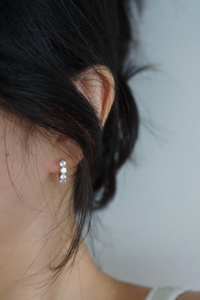 S925 Sparkling CZ Row Hoop Earrings 經典圓排鑽耳扣4