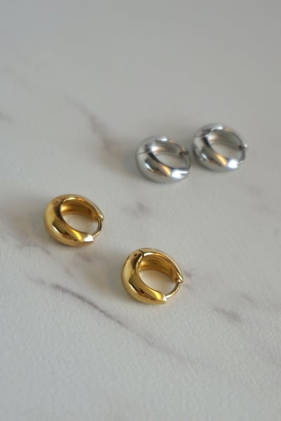 18K Teardrop Steel Huggies 日常水滴耳扣2