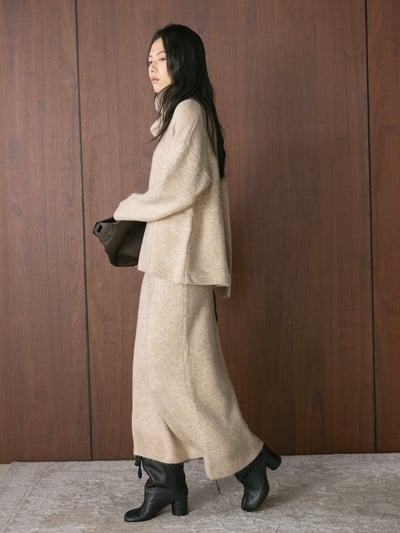 韓系針織毛衣套裝 (毛衣＋半身裙＋圍巾）2