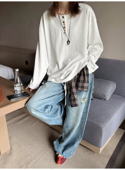 簡約不規則扣捲邊純色長袖T8