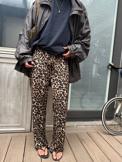 輪廓基本T恤款藏藍色圓領oversize 上衣12