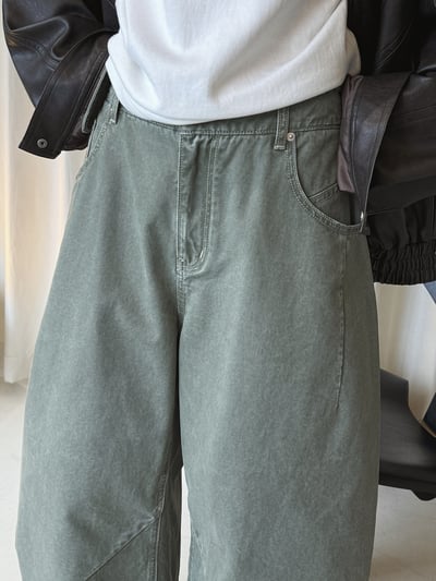 半鬆緊腰立體輪廓七分褲4