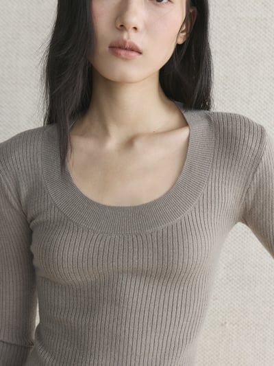 U領修身針舒適長袖上衣8