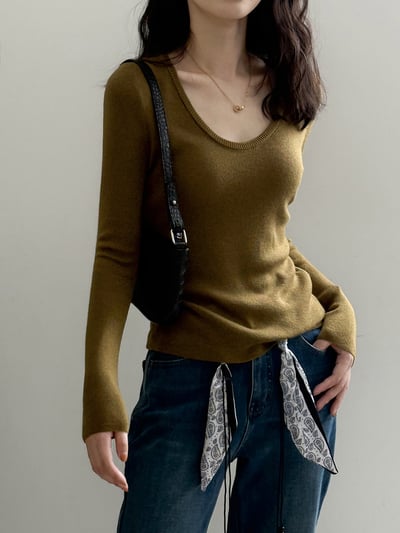 Ｕ領內搭長袖針織衫3