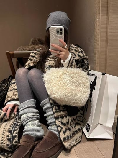 羊羔毛印花費爾島兩面穿外套6