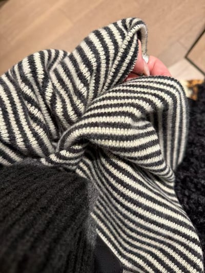 加厚款寬鬆條紋粗針針織上衣10