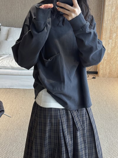 圓領單側袋不對稱T卹寬鬆輪廓9