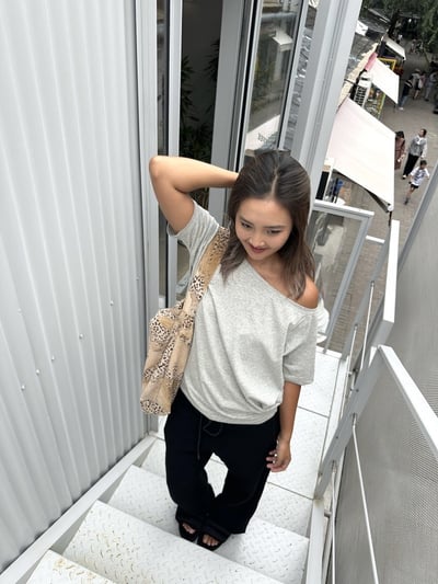 基本款斜肩輕薄露肩短袖棉質T卹19