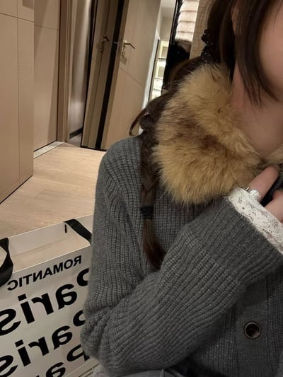 綿羊毛毛領可拆式排扣針織15