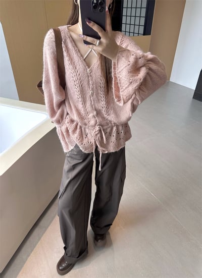 重工手工鉤花鏤空抽繩V領毛衣9