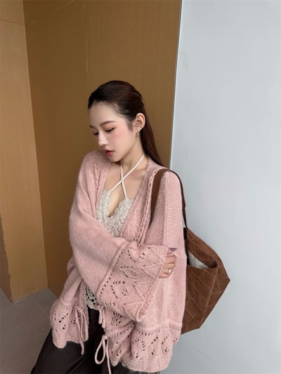 重工手工鉤花鏤空抽繩V領毛衣21