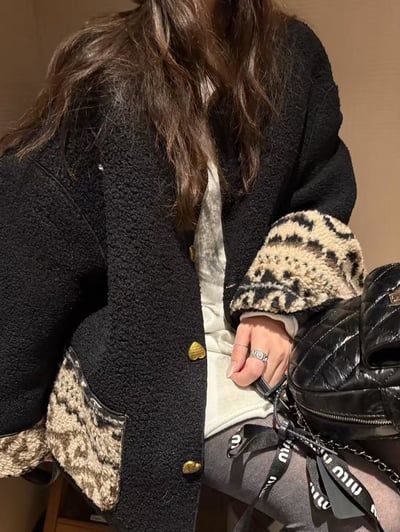 羊羔毛印花費爾島兩面穿外套1