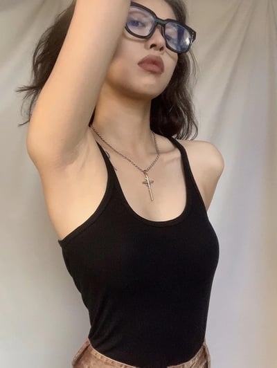 北歐品牌細帶吊帶螺紋工字低領背心5