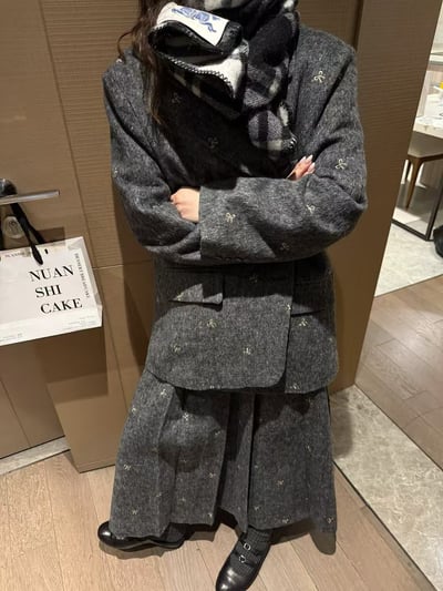 蝴蝶結毛呢半身裙西裝外套套裝5
