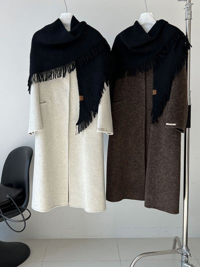 羊毛雙面圓領長大衣配流蘇圍巾4