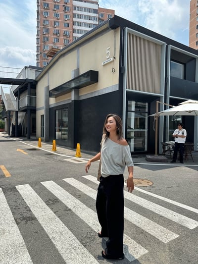 基本款斜肩輕薄露肩短袖棉質T卹8