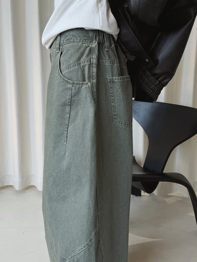 半鬆緊腰立體輪廓七分褲9