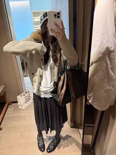 綿羊毛毛領可拆式排扣針織8