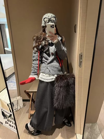 針織毛衣鑽扣不規則開衫5