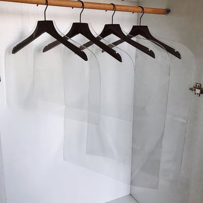 PVC服裝加厚防塵套1