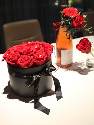 Aesthetic Romance 奢華高訂進口玫瑰抱抱桶3