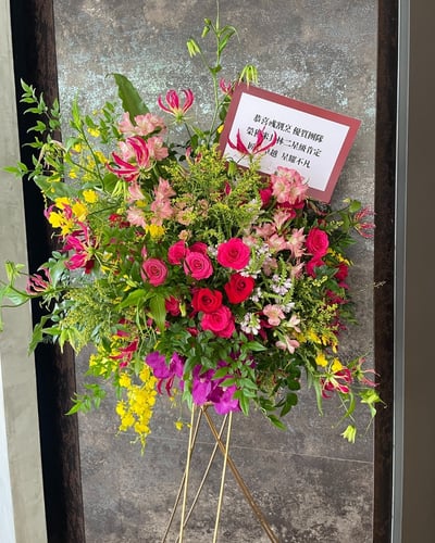 Luxury Standing Flower 奢華玫瑰高架花禮2