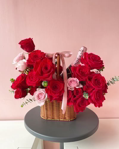 Love Actually 奢華玫瑰香檳花籃2