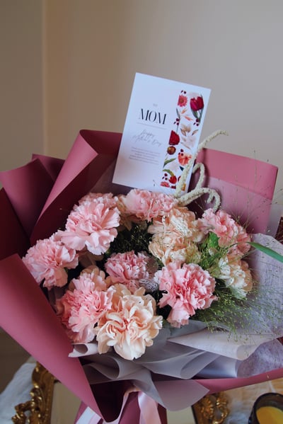《閃耀焦點E人媽媽系列》滿滿康乃馨花束 - 嫣紅4