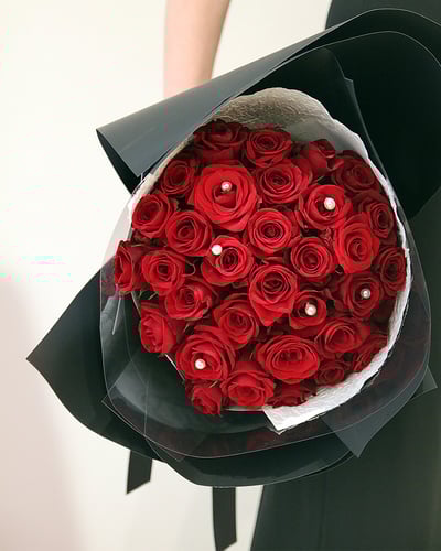 Luxurious Love 33朵奢華進口頂級紅玫瑰4