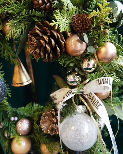 Luxurious Golden Noël · 金色祝福聖誕花圈2