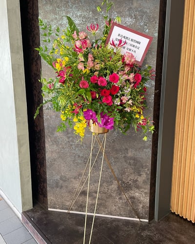 Luxury Standing Flower 奢華玫瑰高架花禮3