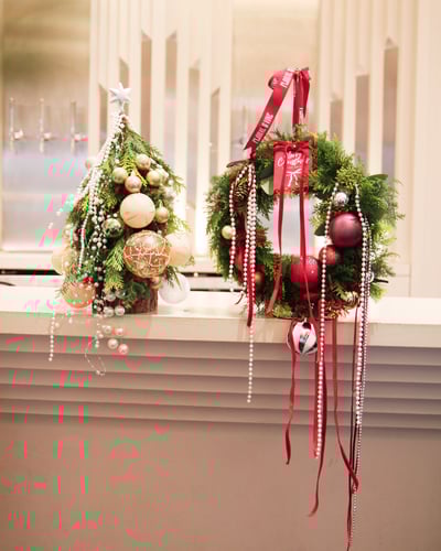 Luxurious Château Noël 璀璨奢紅聖誕花圈4