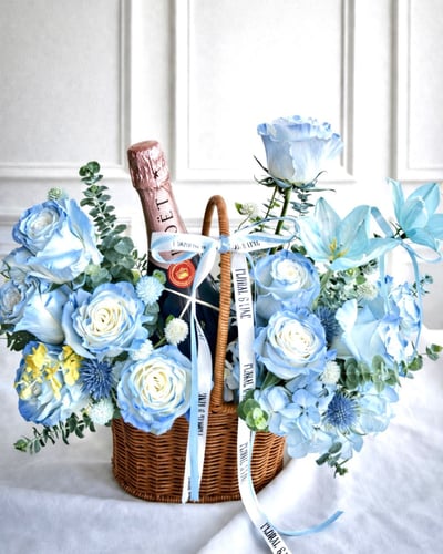 Blue Love 進口染藍玫瑰香檳花禮1