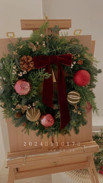 Christmas Wreath 聖誕紅奢絨花圈3