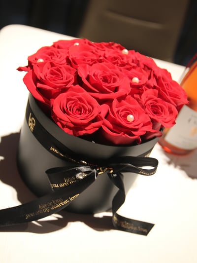 Aesthetic Romance 奢華高訂進口玫瑰抱抱桶4