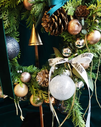 Luxurious Golden Noël · 金色祝福聖誕花圈5