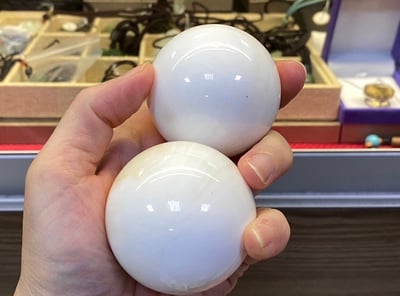 台灣現貨 佛教七寶之一 純天然硨磲整料車製 無硨磲粉黏劑合成 【硨磲系列】10mm/12mm/20mm/古珠/圓珠項鍊/保健球/如意3