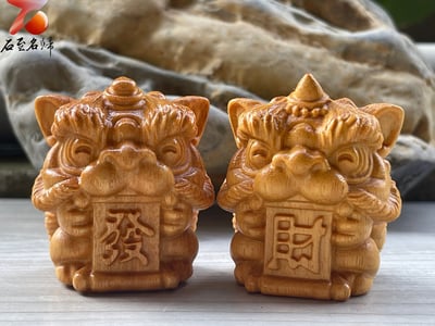 雲南黃金檀原木雕件【發財】 高4.5公分1