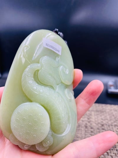 和田玉【玉龍】4