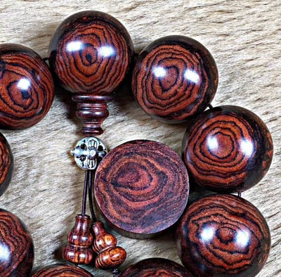 精品手持、手珠、手串 海南黄花梨雙面蜘蛛纹28mm3