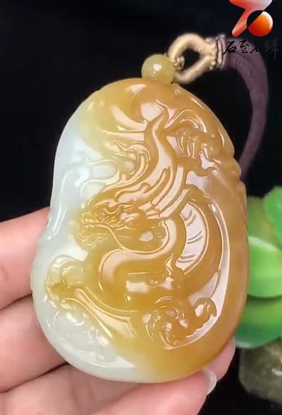 頂級館藏臻品 高端天然和田玉俄料【龍鳳呈祥】5