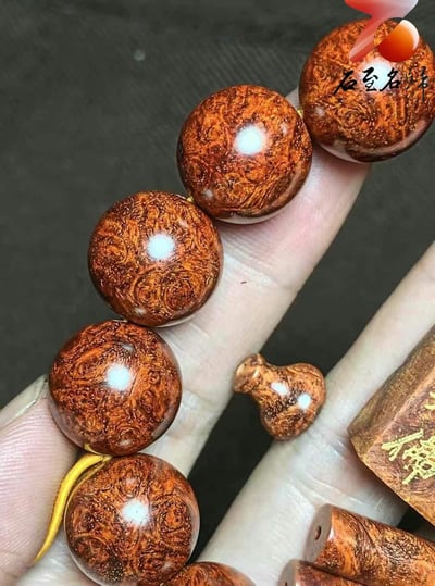 印度小葉紫檀泥料瘤疤+螺旋金星【圓滿與智慧的象徵-花開見佛】18mm手5