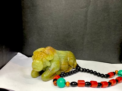 月尾綠手把件【牛轉乾坤】2