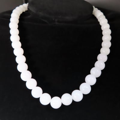 和田玉項鍊 附證書與精美禮盒2