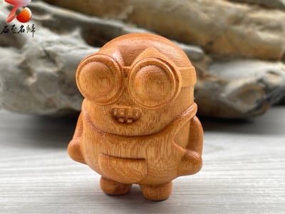 崖柏木雕件【小小兵】 高4.5公分2