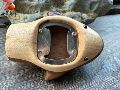 胡桃木＋楓木拼接【鯊魚造型開瓶神器】高9公分 開瓶器3