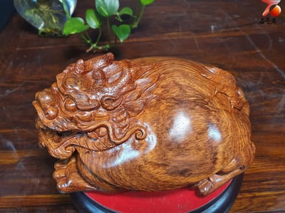 天然 海南黃花梨金黃色油梨老料【大龍龜】2