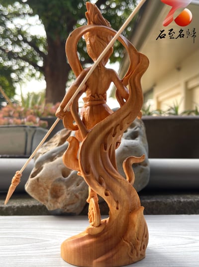 黃楊木精雕擺件 靈氣威嚴 守護與力量的化身【三太子】高20公分3