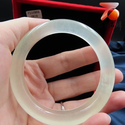 高冰料蠶絲玉 圓版玉鐲5